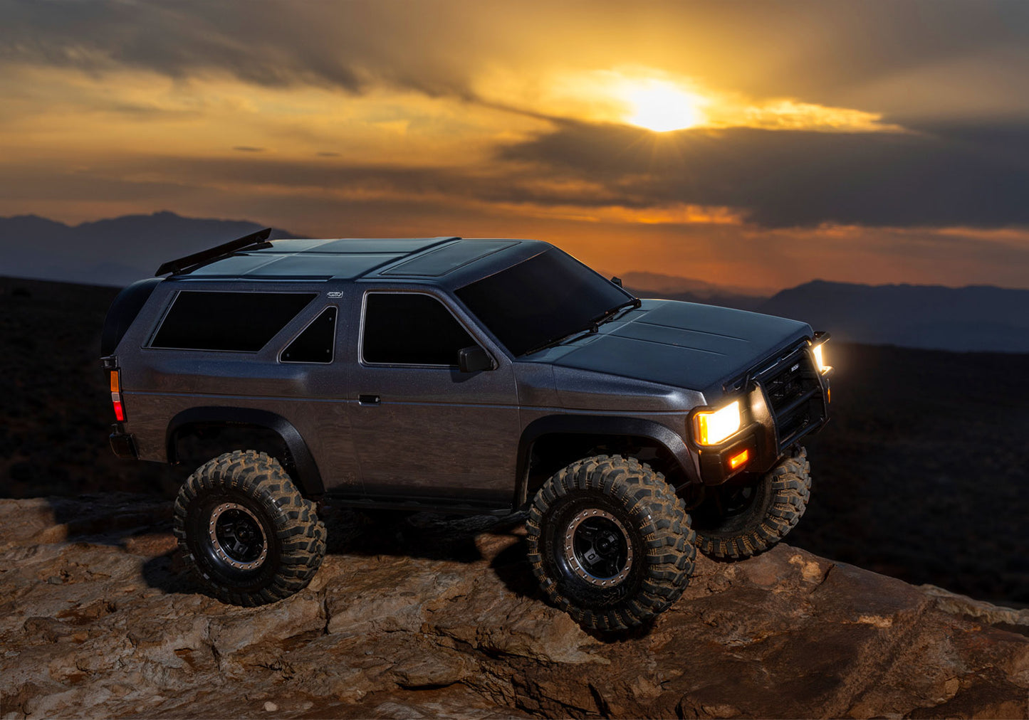 TRAXXAS トラクサス 1/10 TRX4  Nissan Pathfinder プロスケール LEDライトセット 11099