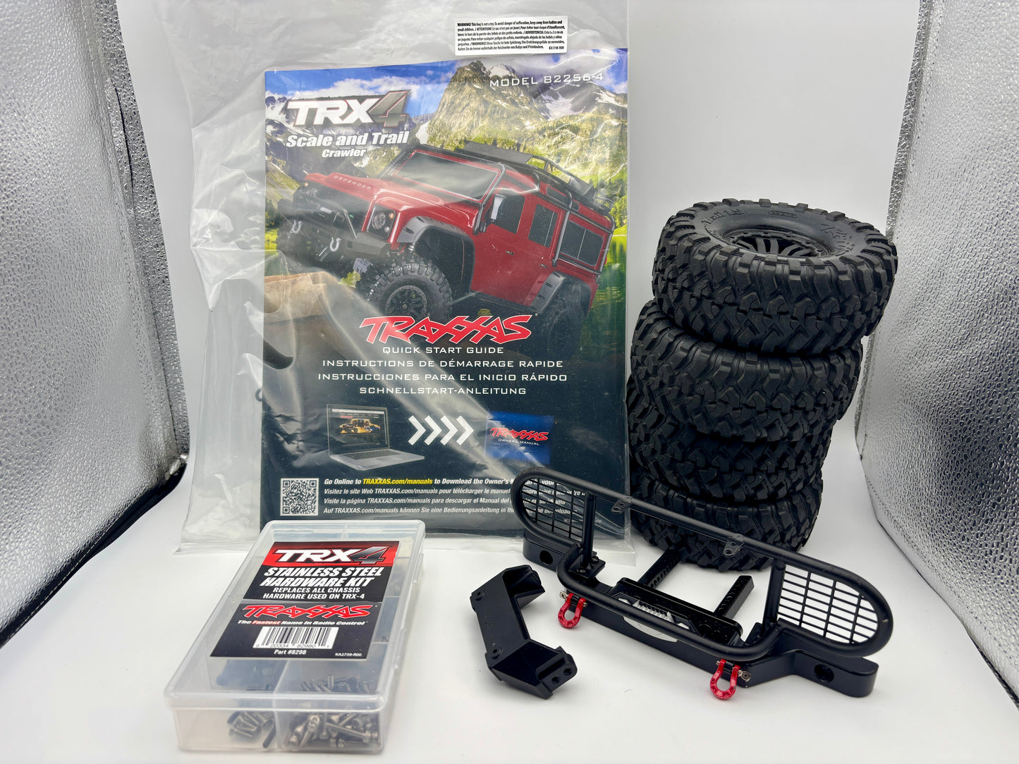 【KS HOBBY認定中古車】Traxxas トラクサス 1/10 TRX-4 ランドローバー ディフェンダー Clipless 82256-4 tan