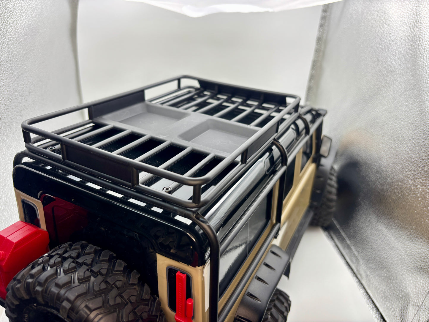 【KS HOBBY認定中古車】Traxxas トラクサス 1/10 TRX-4 ランドローバー ディフェンダー Clipless 82256-4 tan