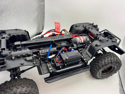 【KS HOBBY認定中古車】Traxxas トラクサス 1/10 TRX-4 ランドローバー ディフェンダー Clipless 82256-4 tan